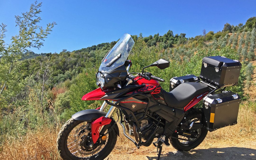 Essai Cyclone RX3 S 400 : le trail à portée de budget, l’aventure à portée de roue !